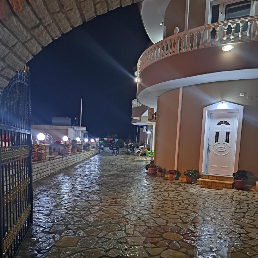 Vila Zeqo Muka كساميل المظهر الخارجي الصورة